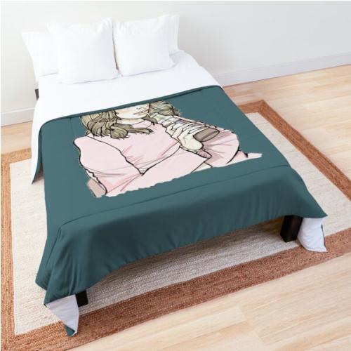 suki waterhouse        Comforter