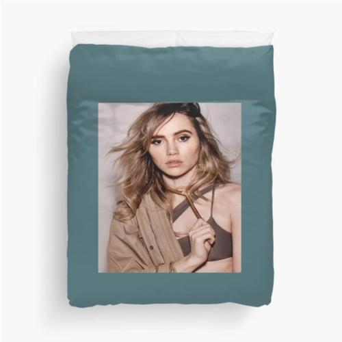 suki waterhouse              Duvet Cover