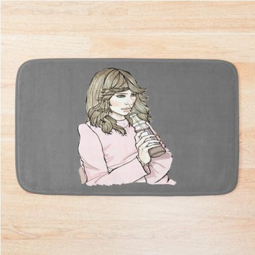 suki waterhouse        Bath Mat