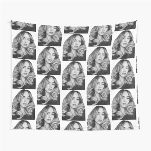 suki waterhouse       Tapestry