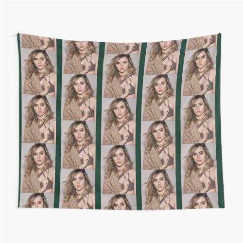 suki waterhouse               Tapestry