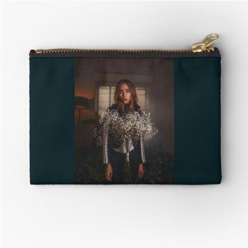 Suki waterhouse   Zipper Pouch