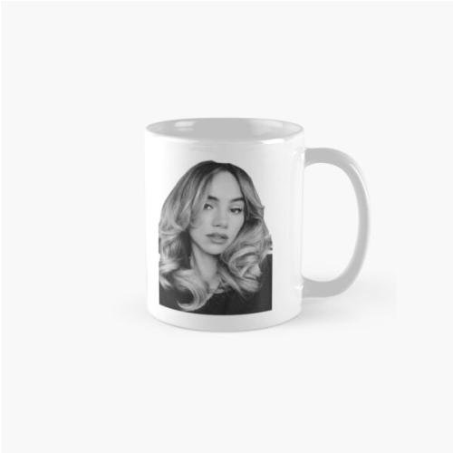 suki waterhouse       Classic Mug