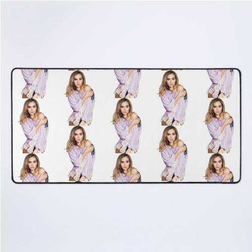 suki waterhouse         Desk Mat