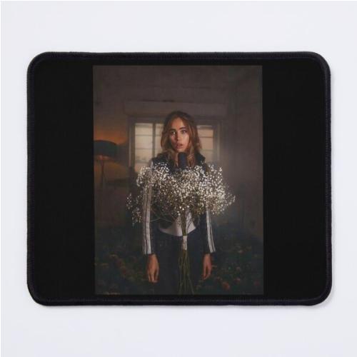 Suki waterhouse   Mouse Pad