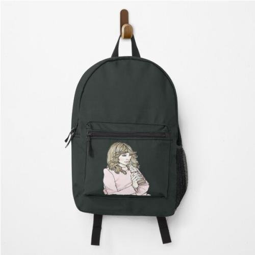 suki waterhouse        Backpack