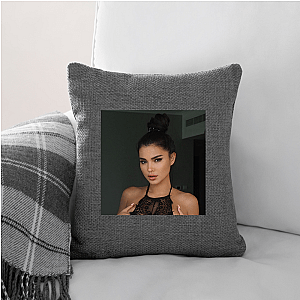 Sveta on the Timeline Sveta Bilyalova Pillows Cover