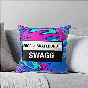 Frog skateboard Rideers Swagg Throw Pillow