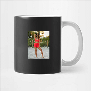Body Transformation Coach Sydney Cummings Mugs