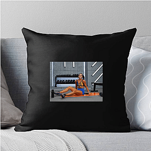 Workout Coach Sydney Cummings Pillows Cover