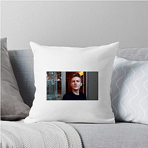 Symfuhny is the Meta Symfuhny Pillows Cover