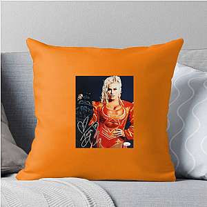 Versatile In Ring Competitor Taya Valkyrie Pillows Cover
