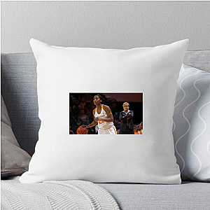 Fast-Break Specialist T’ea Cooper Pillows Cover