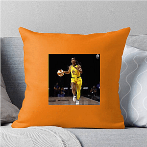 Style-Driven Playmaker T’ea Cooper Pillows Cover