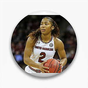 Electrifying WNBA Guard T’ea Cooper Pins