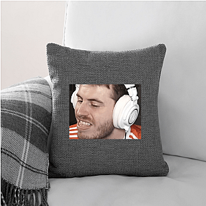 Inspired by Terroriser Terroriser Pillows Cover