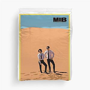 MIB International - Tessa Thompson and Chris Hemsworth Duvet Cover