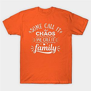 Funny Chaotic Family Reunion Thanksgiving Design T-Shirt TP1201