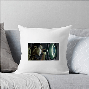 Don’t Blink. Don’t Exist. The Cloverfield Paradox Pillows Cover