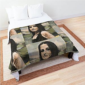 Dolores O'Riordan of the Cranberries 2 Comforter