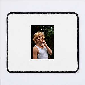 Love Hurts – Ask Laroi The Kid Laroi Mouse Pads