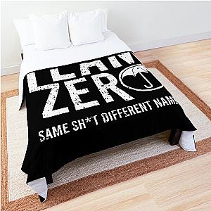 UMBRELLA ACADEMY 2: TEAM ZERO (BLACK BACKGROUND & GRUNGE) Comforter