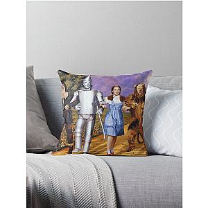 the wizard of oz Throw Pillow