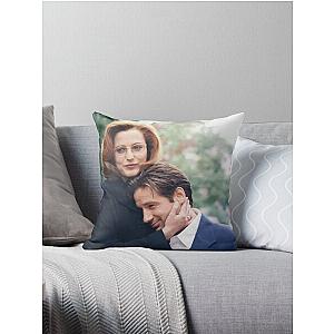 dana scully x files fox mulder Throw Pillow