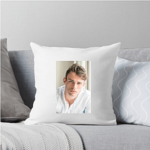 Doherty Owns That Look Thomas Doherty Pillows Cover