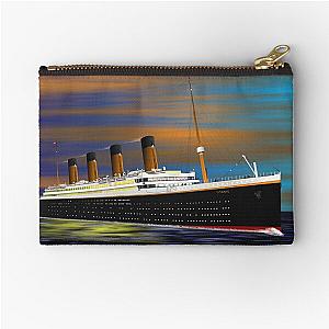 TITANIC ON HER MAIDEN VOYAGE Zipper Pouch