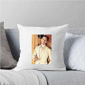 Tom Hiddleston Always Iconic Always Captivating Tom Hiddleston Pillows Cover
