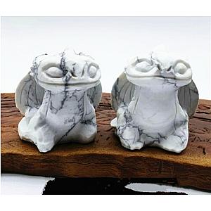 Toothless Dragon Carved White Animal Quartz Statue