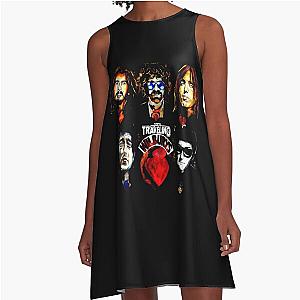 Folk rock musician Traveling Wilburys dress