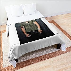 Tyler Hubbard show Comforter