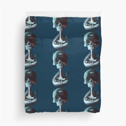 Until dawn - skull and butterflies  Duvet Cover