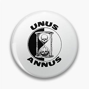 Unus Annus Vintage Design Pin