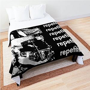 Unwound Repetition Comforter