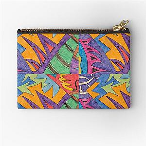 Unwound Constraint Zipper Pouch