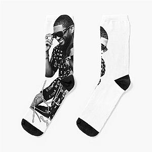 Usher presents Socks