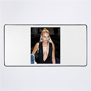 Style Icon Valentina Zenere Valentina Zenere Mouse Pads