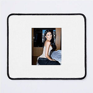 Pop Face Valentina Zenere Valentina Zenere Mouse Pads
