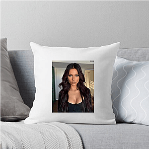 Rising Star Valentina Zenere Valentina Zenere Pillows Cover