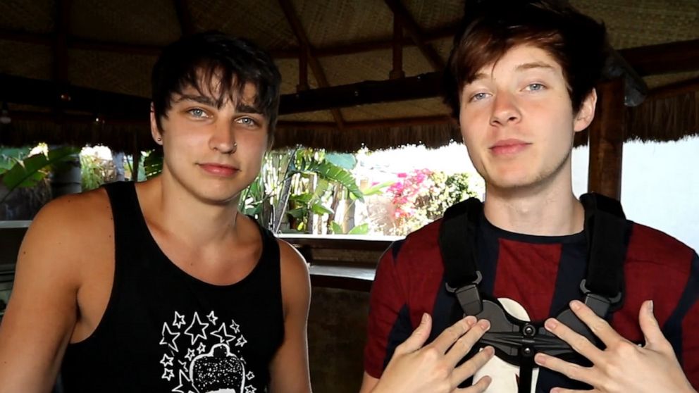 Video YouTube stars Sam and Colby say putting down their phone helps their  mental health - ABC News