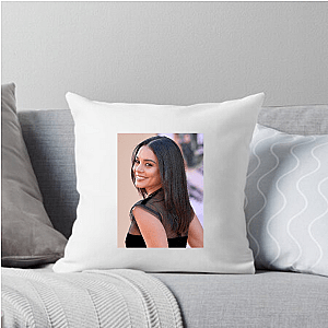 Queen Hudgens, No Debate Vanessa Hudgens Pillows Cover