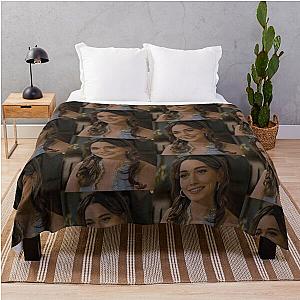 Victoria Pedretti Throw Blanket