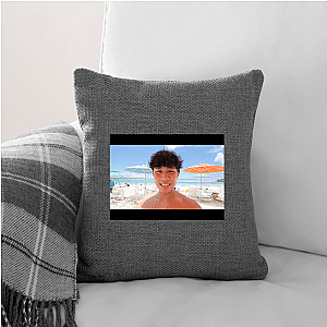 Powered by Vincent Gao Vincent Gao Pillows Cover