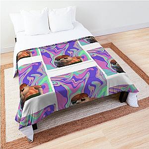 Carl Weezer “art”   Comforter