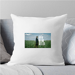 Truth Lies Unseen When No One Sees Us Pillows Cover