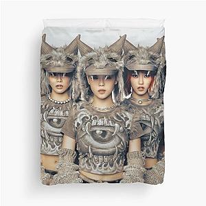 XG - WOKE UP  Duvet Cover