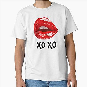 XO RED LIPS GLOSSY Classic T-Shirt
